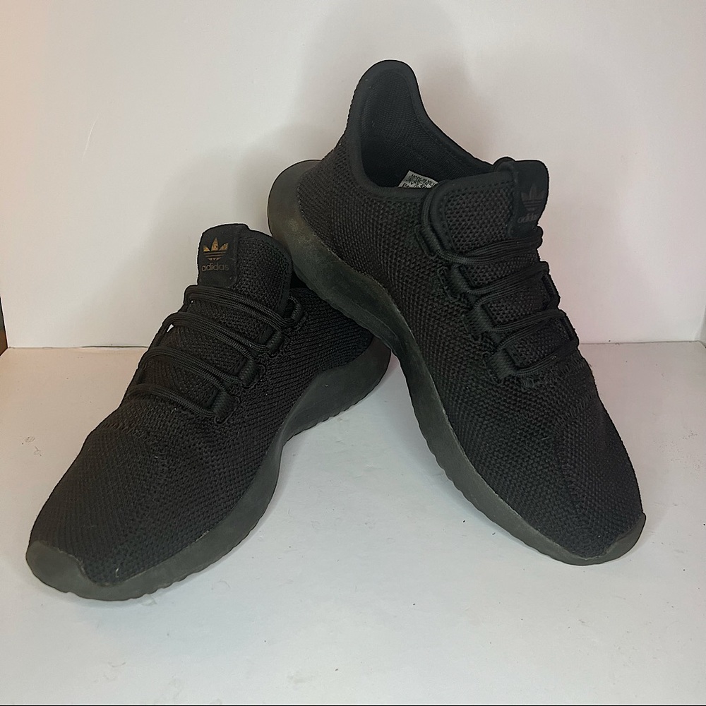 Adidas triple black tubular sneakers mens 7/womans 8.5
